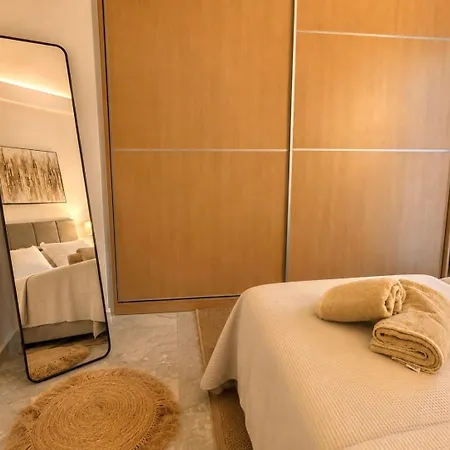 Aristo Square View Каламата